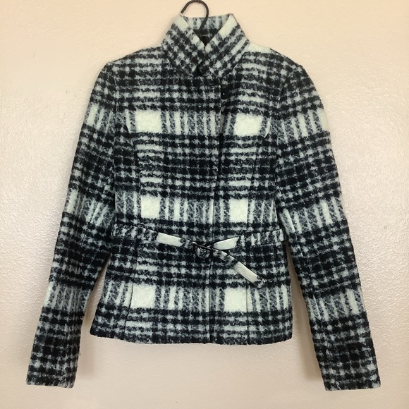 Authentic Banana Republic Wool Coat - Picture 2 of 10